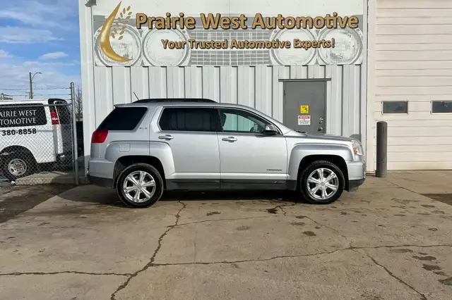 2017 GMC Terrain SLE - Photo 4