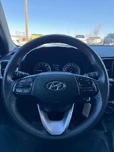 2021 Hyundai Venue Essential - Photo 9