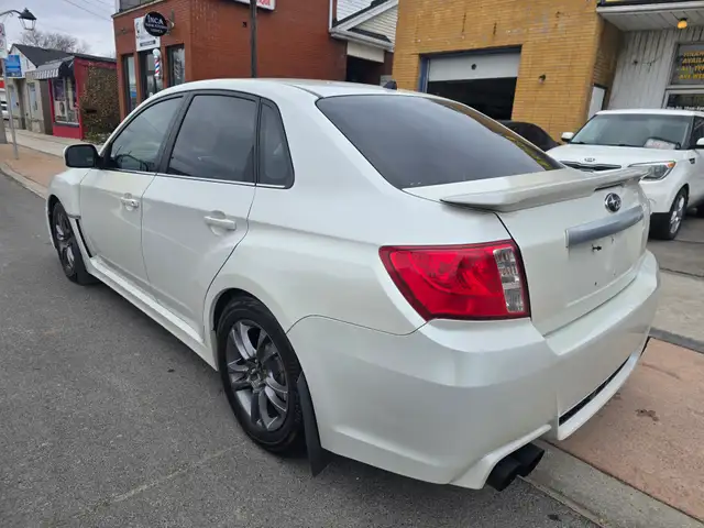 2011 Subaru Impreza - Photo 5