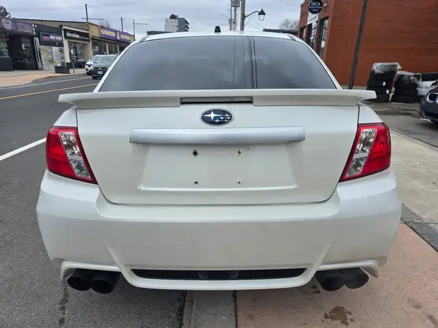 2011 Subaru Impreza - Photo 6