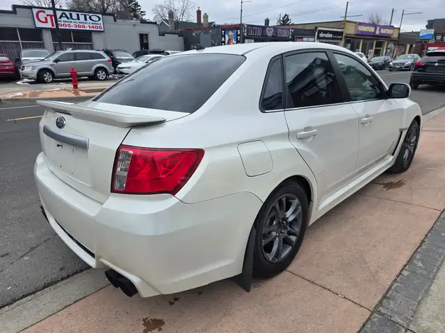 2011 Subaru Impreza - Photo 7