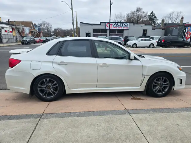 2011 Subaru Impreza - Photo 8