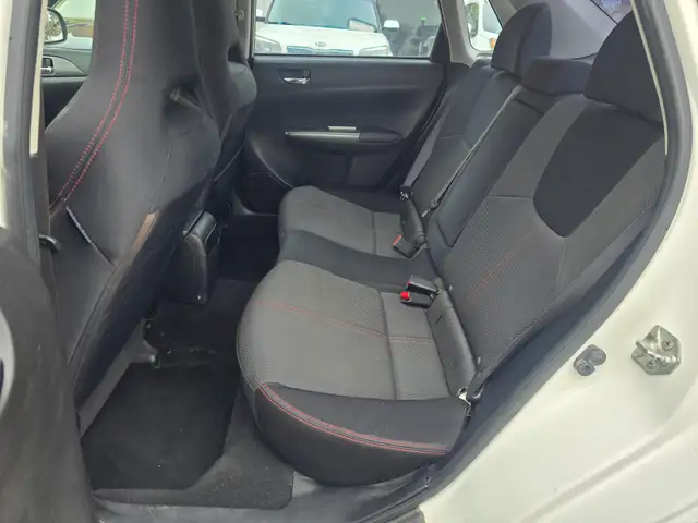 2011 Subaru Impreza - Photo 11