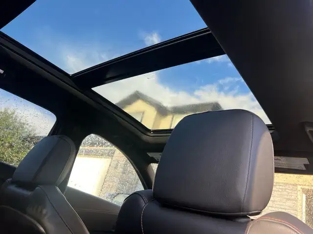 2020 Cadillac XT4 AWD 4dr Sport - Photo 6