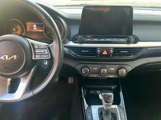 2023 Kia Forte EX IVT - Photo 9