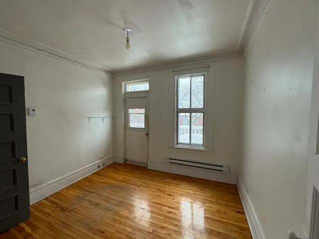 Parc-Extension 5.5 rental / Appartement 5.5 à Louer - Photo 8