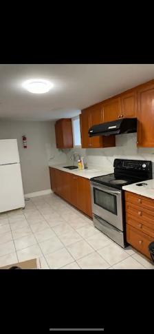 2 BEDROOM BEAUTIFUL BASEMENT AVAILABLE FOR RENT