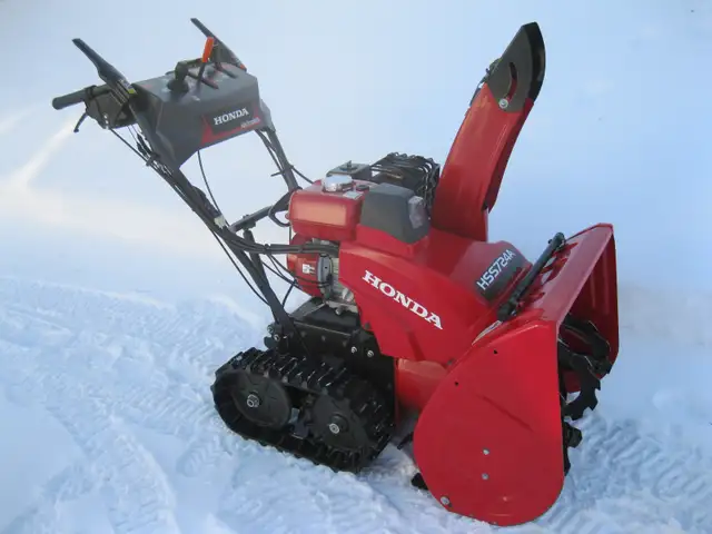 Souffleuse HONDA HSS724CT Snowblower Souffleur chenilles