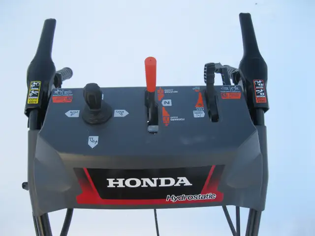 Souffleuse HONDA HSS724CT Snowblower Souffleur chenilles - Photo 3