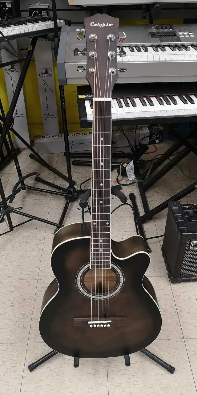 Guitare acoustique Cutaway