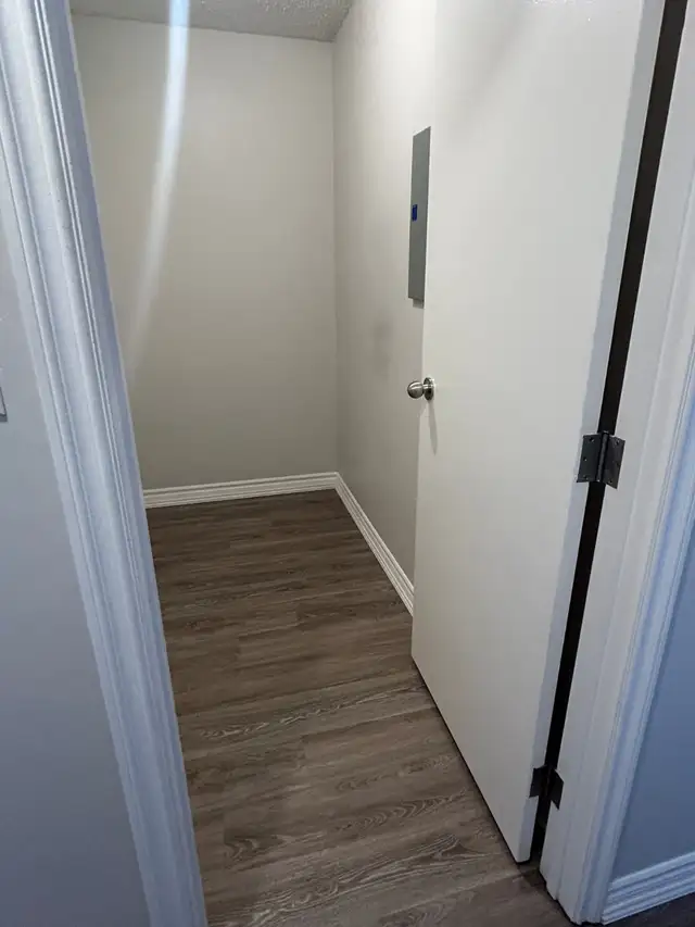 1 Bed 1 Bath Apartment with balcony - Photo 7