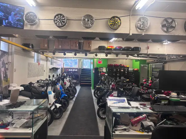 Local industriel léger à louer dans Villeray!