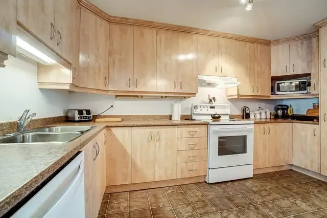 Superbe appartement style condo de 2 chambres à coucher. - Photo 3