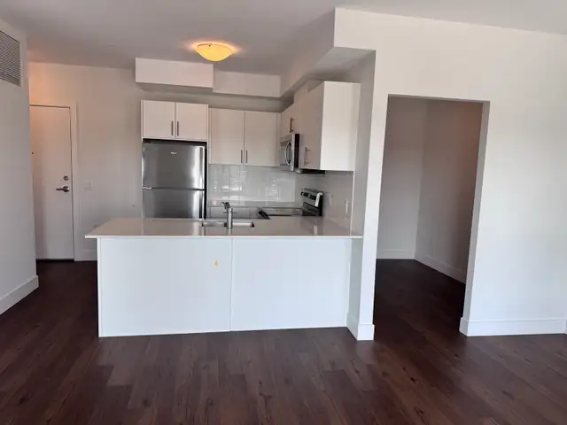 1 bedroom plus den apartment for rent
