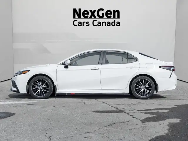 2024 Toyota Camry SE Auto for sale - Photo 3