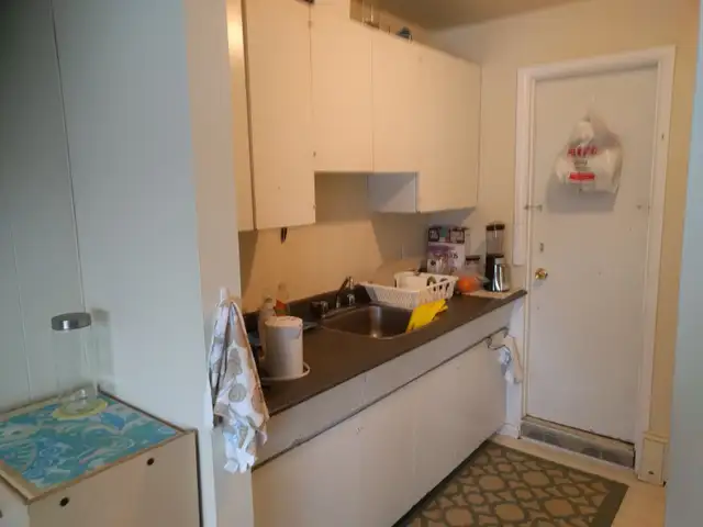 Two bedroom for May near Queen's - Photo 3