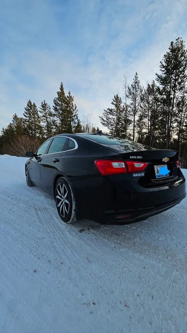 2016 Chevrolet Malibu LT | 168,000 km | Heated Leather | Sunroof - Photo 4