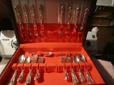 #300 CHATELAIN silverware set for 8 - Photo 2