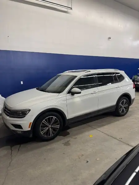2018 Volkswagen Tiguan - FULLY LOADED, AMAZING CONDITION, READY