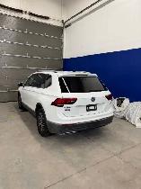2018 Volkswagen Tiguan - FULLY LOADED, AMAZING CONDITION, READY - Photo 2