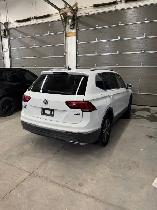 2018 Volkswagen Tiguan - FULLY LOADED, AMAZING CONDITION, READY - Photo 3