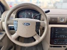 2006 Ford Freestar SEL - 7 Passenger - Photo 9