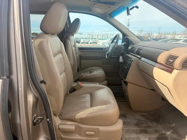 2006 Ford Freestar SEL - 7 Passenger - Photo 16