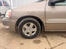 2006 Ford Freestar SEL - 7 Passenger - Photo 24