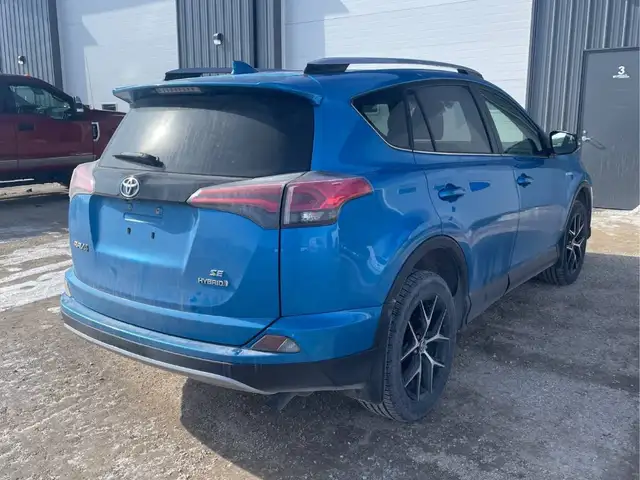 2017 Toyota RAV4 Hybrid AWD No Accident - Photo 6