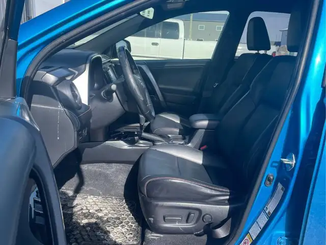 2017 Toyota RAV4 Hybrid AWD No Accident - Photo 10