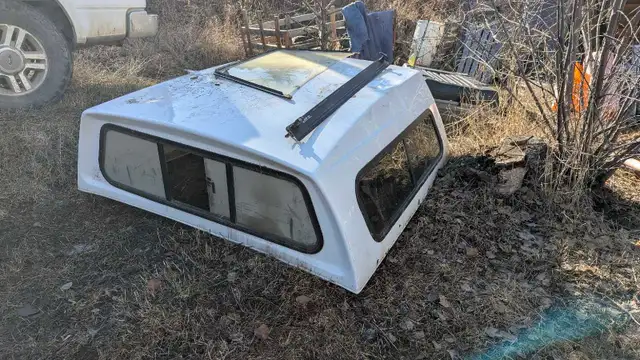 white 29' tall canopy from 2003 Dodge ram