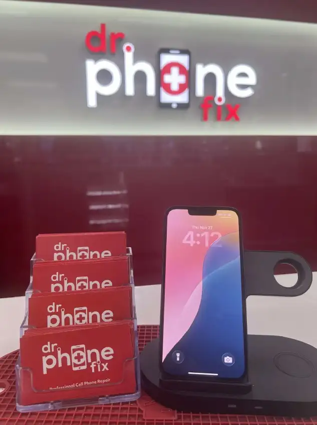 'UNLOCKED IPHONE 14 (128GB) FOR $549 WITH 1-YEAR WARRANTY' - Photo 2