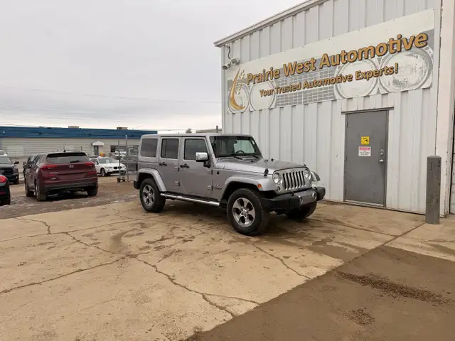 2016 Jeep Wrangler Unlimited Sahara 4WD - Photo 3