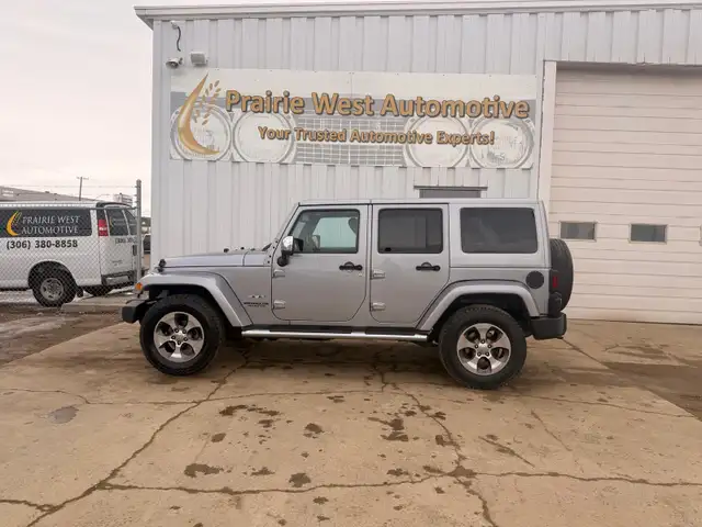 2016 Jeep Wrangler Unlimited Sahara 4WD - Photo 7