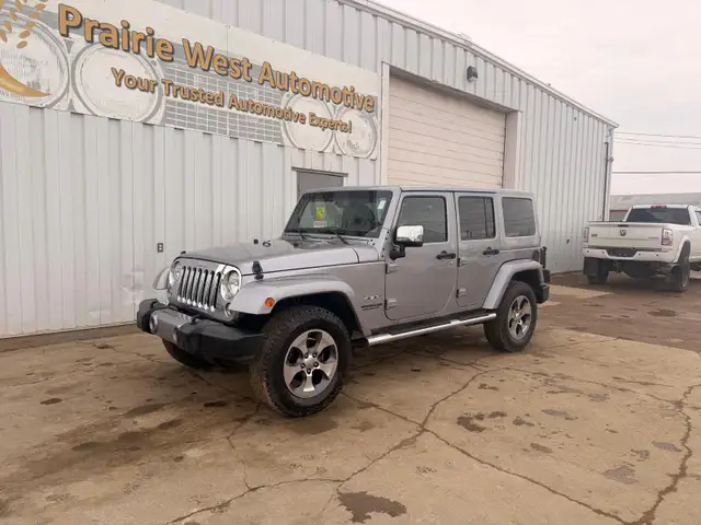 2016 Jeep Wrangler Unlimited Sahara 4WD - Photo 8