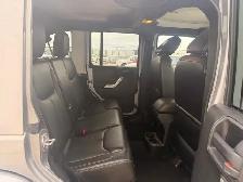 2016 Jeep Wrangler Unlimited Sahara 4WD - Photo 15