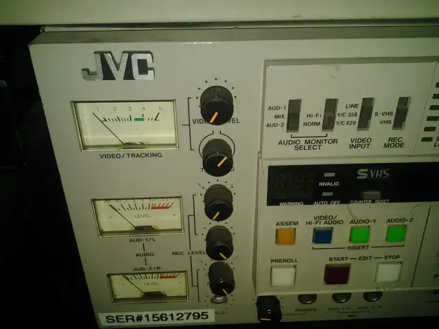 JVC BR-S811U Editing Recorder Professional svhs deck huge pro vi - Photo 2