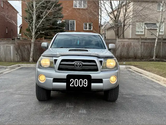 Toyota tacoma 4x4 - Photo 2