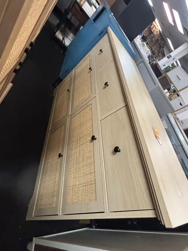 Warehouse for Sale Cabinet - Photo 2