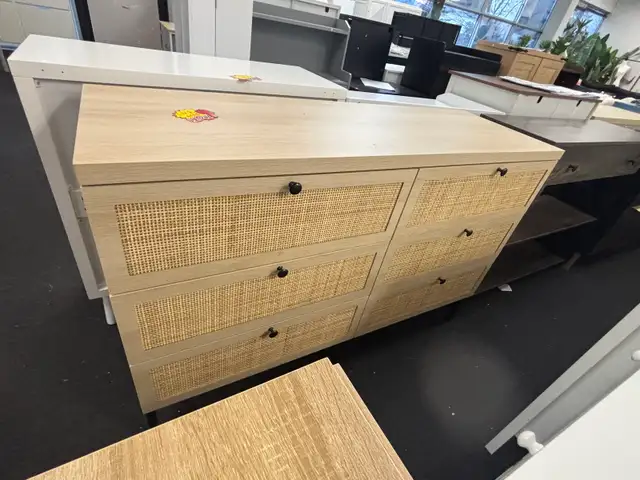 Warehouse for Sale Cabinet - Photo 4