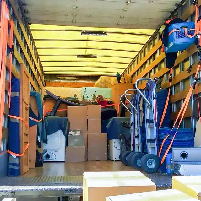 $39/Hour⭐️CrowWay Movers⭐️Short Notice ok ! 437-855-4445 - Photo 8