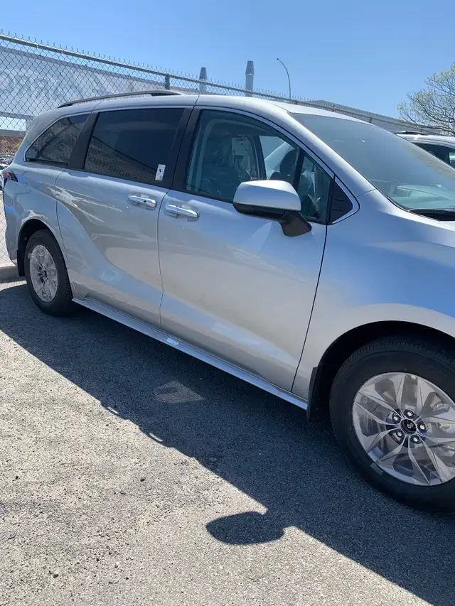 Toronto to Montreal Rideshare sunday 22 March at 3.45 PM