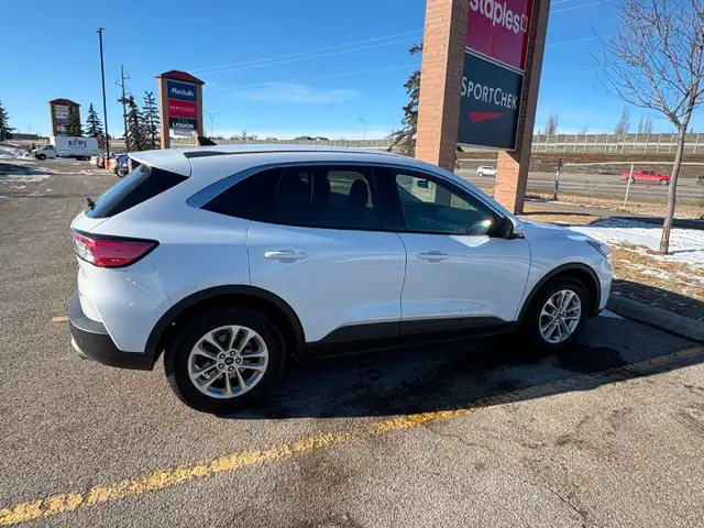 2020 Ford Escape SE - Photo 5