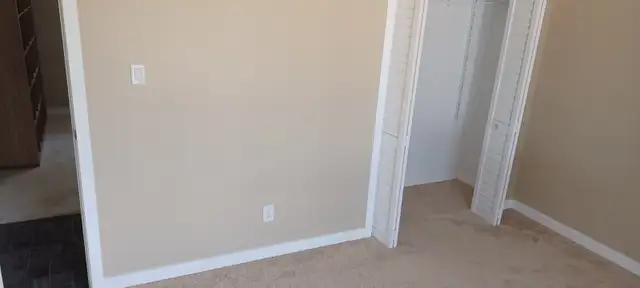 Room for rent in house close to U of L - Photo 11