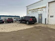 2020 Ford Explorer XLT AWD - 7 Passenger - Photo 7