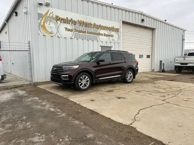 2020 Ford Explorer XLT AWD - 7 Passenger - Photo 8