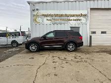 2020 Ford Explorer XLT AWD - 7 Passenger - Photo 9