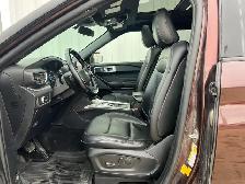 2020 Ford Explorer XLT AWD - 7 Passenger - Photo 10