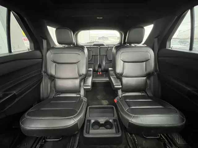 2020 Ford Explorer XLT AWD - 7 Passenger - Photo 17