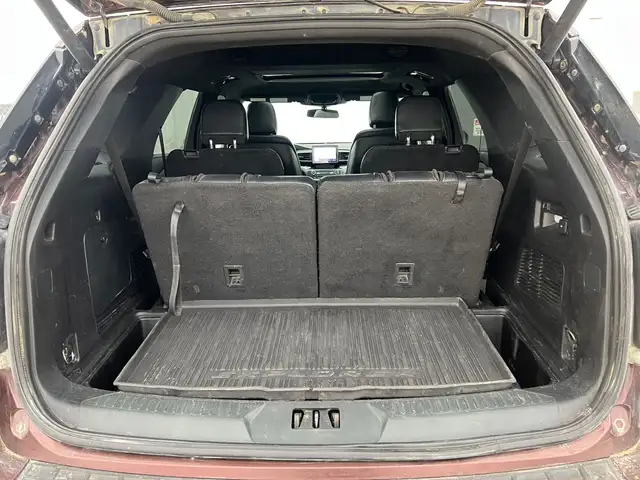 2020 Ford Explorer XLT AWD - 7 Passenger - Photo 20